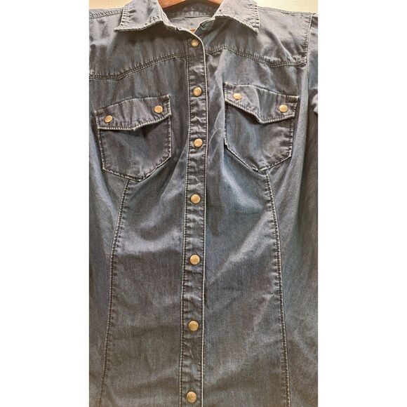 VTG GUESS LOS ANGLES 1981 Denim Chambray Shirt Snap Button Front Women Medium - Picture 7 of 8
